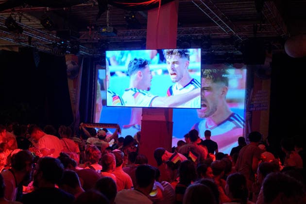 German Fans Watch Final World Cup Match at Public Viewing Germany - Munich, 29.06.2026 Football fans watch Germanys FIFA World Cup 2026 Round of 32 match against Paraguay during a public viewing event at the Backstage Kulturzentrum in Munich. Germany was eliminated after a 1 1 draw and a 4 3 penalty shootout defeat, ending its World Cup campaign. Bavaria