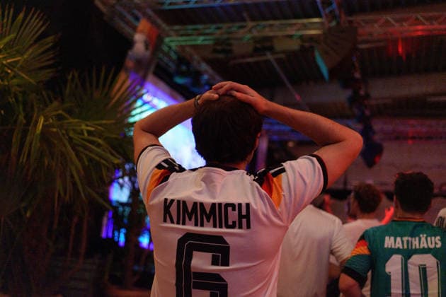 German Fans Watch Final World Cup Match at Public Viewing Germany - Munich, 30.06.2026 Spectator is desperate, as football fans watch Germanys FIFA World Cup 2026 Round of 32 match against Paraguay during a public viewing event at the Backstage Kulturzentrum in Munich. Germany was eliminated after a 1 1 draw and a 4 3 penalty shootout defeat, ending its World Cup campaign. Bavaria