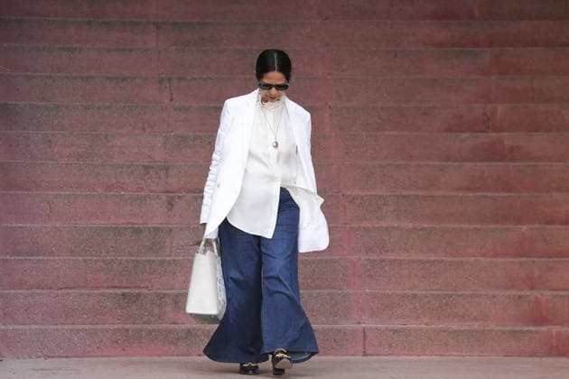 The judge presiding over the Andic case summons the first witnesses to testify. The Andic family’s therapist, Julia Lüderwaldt, upon her arrival at Court No. 4 in Martorell on June 30, 2026, in Martorell, Barcelona, Catalonia, Spain. The judge investigating the death of Mango founder Isak Andic will take statements from the first four witnesses today and three more on Friday, July 3. Specifically, the businessman’s two daughters—sisters of Jonathan Andic—as well as the family therapist will testify today. June 30, 2026, Martorell, Barcelona, Catalonia, Spain  Copyright: xDavidxZorrakinox 7632306
