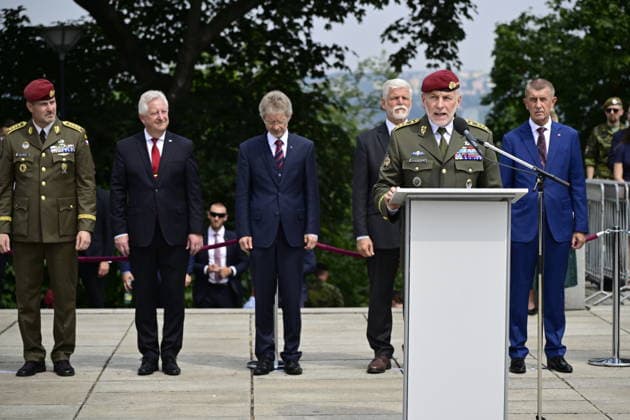 Ceremonial parade marking Czech Armed Forces Day and the handover of the post of Chief of the General Staff of the Czech Armed Forces took place at the National Memorial at Vitkov, in Prague, Czech Republic, on June 30, 2026. The new Chief of the General Staff, Miroslav Hlavac, speaks. In the background, from the left, Chief of the General Staff Karel Rehka, Minister of Defence Jaromir Zuna, President of the Senate Milos Vystrcil, President Petr Pavel and Prime Minister Andrej Babis. (CTKxPhoto RomanxVondrous) CTKPhotoP2026063003870  CTKPhotoP2026063003870