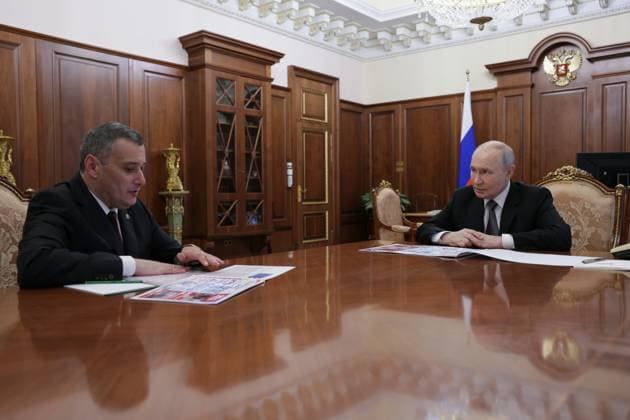 Russia Putin 9197866 30.06.2026 Russian President Vladimir Putin meets with Kursk Region Governor Alexander Khinshtein at the Kremlin in Moscow, Russia. Gavriil Grigorov Sputnik Moscow Russia  Copyright: xGavriilxGrigorovx