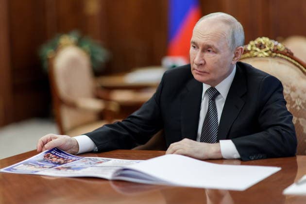 RUSSIA, MOSCOW - JUNE 30, 2026: Russia s President Vladimir Putin is seen during a meeting with Kursk Region Governor Khinshtein in the Kremlin. Gavriil Grigorov Russian Presidential Press and Information Office TASS  94499941