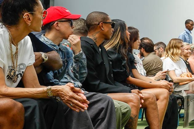 Nigo, Pharrell Williams, and his wife Helen Lasichanh attend the Sacai Men s Ready-to-Wear Spring Summer 2027 fashion show during Paris Fashion Week, France, on June 28, 2026 Bestimage Sacai Menswear Spring Summer 2027 fashion show as part of Paris Fashion Week on June 28, 2026 in Paris, France Paris France  Copyright: xAgencex xBestimagexAgencex xBestimagex