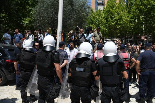 Protest held in front of Parliament building against tourism projects in Tirana TIRANA, ALBANIA - JUNE 30: Demonstrators gather in front of the Parliament building to protest against a planned tourism project in the Zvernec area of Vlora, in Tirana, Albania on June 30, 2026. Scuffles broke out between police and protestors during the demonstration, which has been ongoing for a month. Reinforcements arrived at the protest area to form a security cordon. Olsi Shehu Anadolu Tirana Albania. Editorial use only. Please get in touch for any other usage.  Copyright: x2026xAnadoluxOlsixShehux