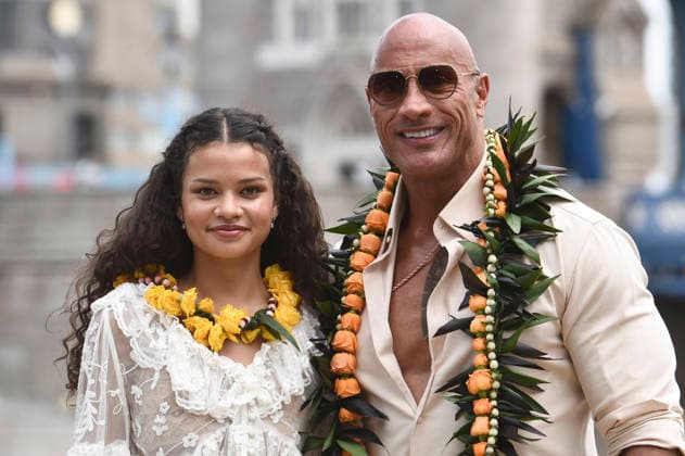 Catherine Laga aia und Dwayne Johnson beim Photocall zur Eröffnung der Moana Experience im Potters Fields park. London, 30.06.2026 *** Catherine Laga aia and Dwayne Johnson at the photo call for the opening of the Moana Experience at Potters Fields Park in London, June 30, 2026 Foto:xS.xVasx xFuturexImagex moana_6663
