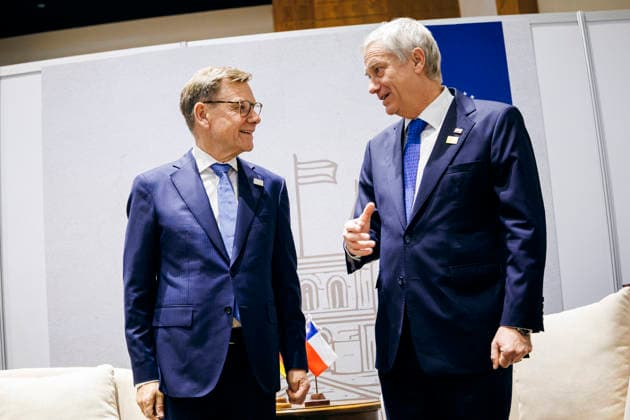 Johann Wadephul (CDU), Bundesaussenminister, trifft im Rahmen der Mercosur-Konferenz Jose Antonio Kast Rist, Praesidenten der Republik Chile und Francisco PÃ rez Mackenna, Aussenminister der Republik Chile zu einem Gespraech in Asuncion, 30.06.2026. Fotografiert im Auftrag des Auswaertigen Amtes (AA) Asuncion Paraguay *** Johann Wadephul (CDU), Federal Minister of Foreign Affairs, meets with José Antonio Kast Rist, President of the Republic of Chile, and Francisco Pérez Mackenna, Minister of Foreign Affairs of the Republic of Chile, for talks in Asunción as part of the Mercosur Conference, June 30, 2026. Photographed on behalf of the Federal Foreign Office (AA) in Asunción, Paraguay. Copyright: xFelixxZahnx