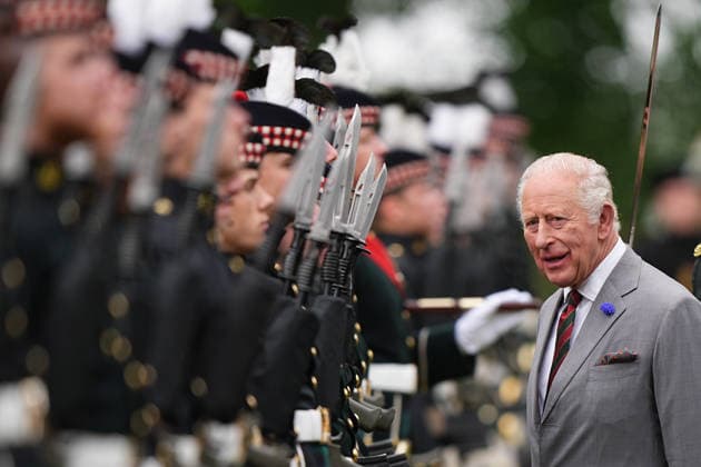 . 30 06 2026. Edinburgh, United Kingdom. King Charles III during the Ceremony of the Keys at the Palace of Holyroodhouse in Edinburgh, Scotland, United Kingdom.  xPoolx xi-Imagesx IIM-26868-0019