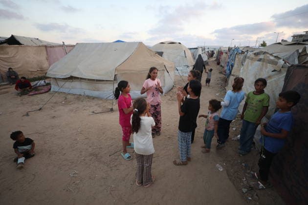 Displaced Palestinians endure harsh conditions in Deir al-Balah camp Displaced Palestinians live in worn-out tents clustered in Deir al-Balah, central Gaza Strip, on June 30, 2026. Hundreds of thousands of Palestinians continue to live in displacement camps and temporary shelters amid severe shortages of food, water, and basic services as the war continues. Photo by Hassan al-Jedi apaimages Nusairat Gaza Strip Palestinian Territory 300626_Deir_al-Balah_HJ_00(20).jpeg Copyright: xapaimagesxHassanxal-Jedixx xapaimagesx