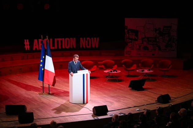 Macron Delivers A Speech During the World Congress Against the Death Penalty - Paris French President Emmanuel Macron delivers a speech during the World Congress Against the Death Penalty in Paris, on June 30, 2026. It was noted that the president was wearing sunglasses due to an eye condition. Photo by Eliot Blondet ABACAPRESS.COM Paris France  Copyright: xBlondetxEliot ABACAx