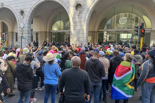 Anti-migrant protest held in Cape Town CAPE TOWN, SOUTH AFRICA - JUNE 30: An anti-migrant group of approximately 300 people gathers in front of the Western Cape Provincial Parliament building on Wale Street to stage a protest in Cape Town, South Africa on June 30, 2026. Protesters, including members of the anti-migrant movements Operation Dudula and March and March, called on the government to take stricter measures regarding border security, unemployment, and undocumented migrants. The demonstration ended without incident under security measures taken by the police. Murat Ozgur Guvendik Anadolu Cape Town South Africa. Editorial use only. Please get in touch for any other usage.  Copyright: x2026xAnadoluxMuratxOzgurxGuvendikx