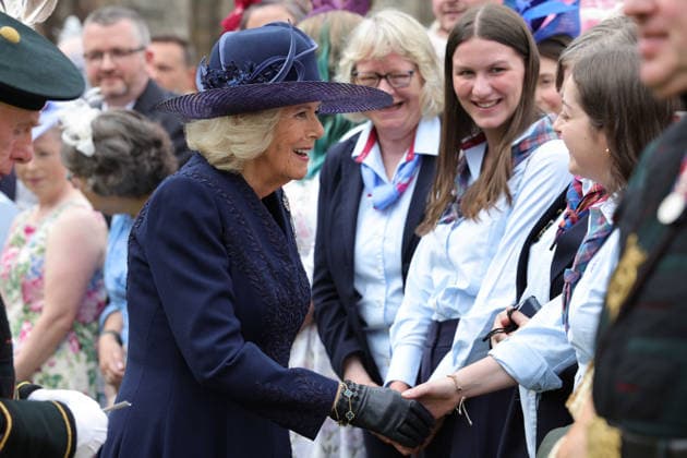 King visits Scotland for Holyrood Week, 30 June 2026 Queen Camilla speaking to guests during a Garden Party in the gardens of the Palace of Holyroodhouse in Edinburgh, as part of the King s visit to Scotland for Holyrood Week. Picture date: Tuesday June 30, 2026., Credit:Steve Welsh PA ROTA - B68 Avalon Edinburgh, United Kingdom  Copyright: xStevexWelshx xPAxROTAx-xB68x xAvalonx 1113591497