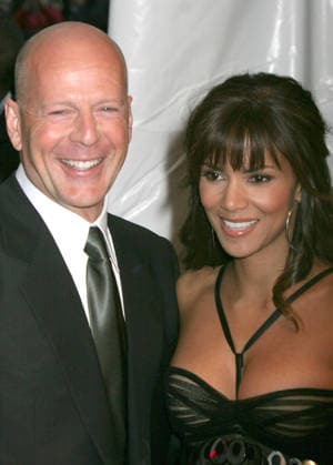 PERFECT STRANGER PREMIERE, 041007 April 10 2007, New York CityBruce Willis and Halle Berry arriving at the premiere of Perfect Stranger at the Ziegfeld Theatre in midtown Manhattan. Copyright: xSharkpixsx