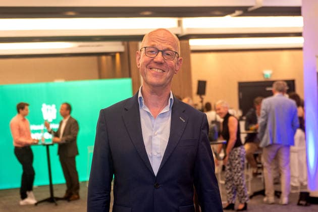 Lutz Herkenrath beim EuroMinds Wirtschaftsgipfel Get-together Event am 30.06.2026 im Radisson Blu Hotel in Hamburg Lutz Herkenrath attend the EuroMinds Business Summit get-together event on June 30, 2026 at the Radisson Blu Hotel in Hamburg, Germany EuroMinds 2026 Event in Hamburg *** Lutz Herkenrath at the EuroMinds Business Summit Get-Together Event on June 30, 2026, at the Radisson Blu Hotel in Hamburg Lutz Herkenrath attended the EuroMinds Business Summit Get-Together Event on June 30, 2026 at the Radisson Blu Hotel in Hamburg, Germany EuroMinds 2026 Event in Hamburg 
