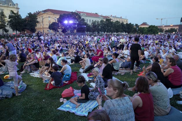 Zagreb Classic: Celebration of the Musical People watch concert of the Zagreb City Theatre Komedija orchestra during the Zagreb Classic open-air concert Celebration of the Musical at King Tomislav Square in Zagreb, Croatia on June 30, 2026. Gala concert celebrates the 75th anniversary of Zagreb City Theatre Komedija, featuring highlights from some of the theatre s most successful and beloved musicals.  JosipxMikacic PIXSELL