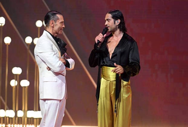 3rd Annual Spanish Fashion Academy Awards: Jesús Vázquez and Mahmood at the gala for the 3rd Annual Spanish Fashion Academy Awards, held at the Gran Teatro Príncipe Pío on June 30, 2026, in Madrid, Spain. The awards recognize the brands, designers, artisans, companies, and projects that make up the industry through 13 categories that ensure the sector—which is very broad and diverse—is properly represented. FASHION AWARDS PHOTOCALL José Madrid, Madrid, Spain  Copyright: xJosÃ xOlivax 7634560
