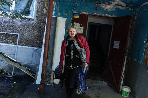 White Angels police unit evacuates civilians from Druzhkivka DRUZHKIVKA, UKRAINE - JUNE 30: ‘White Angels’ police unit evacuate civilians in Druzhkivka, Ukraine on June 30, 2026. Diego Herrera Carcedo Anadolu Druzhkivka Ukraine. Editorial use only. Please get in touch for any other usage.  Copyright: x2026xAnadoluxDiegoxHerreraxCarcedox