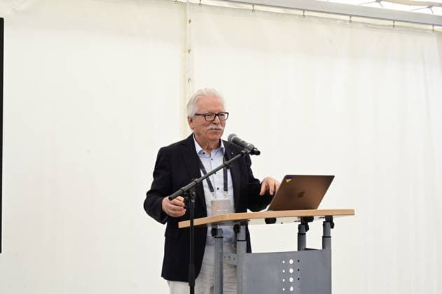 Günther Hasinger bei der Netzwerkveranstaltung Das DZA ein neuer Akteur in der sächsischen Forschungslandschaft des Deutschen Zentrums für Astrophysik im Kahlbaum-Areal. Görlitz, 30.06.2026 *** Günther Hasinger at the networking event The DZA: A New Player in Saxony’s Research Landscape, hosted by the German Center for Astrophysics at the Kahlbaum Areal in Görlitz, June 30, 2026 Copyright: xMatthiasxWehnertx