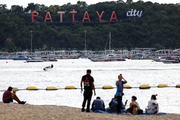 THAILAND SUITCASE MURDER, A tourist rides a jet ski at the beach of Pattaya, Thailand, Tuesday, June 30, 2026. Australian man Simon Peter Carman has been charged with murder in Thailand after the body of a teenage girl was found stuffed in a suitcase by railroad tracks. ( NO ARCHIVING Pattaya Chon Buri Province Thailand Pattaya  Copyright: xDarioxPignatellix 20260701146169022696