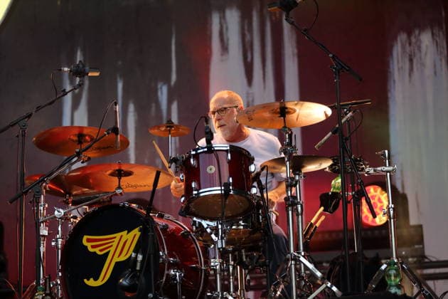 David Lovering von der Band Pixies bei einem Konzert in der Zitadelle Spandau in Berlin, 30. Juni 2026. Pixies Konzert Berlin *** David Lovering of the band Pixies at a concert at the Spandau Citadel in Berlin, June 30, 2026 Pixies Concert Berlin