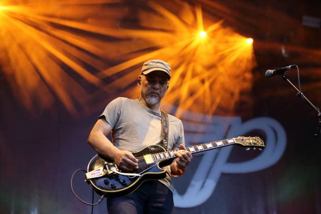 Joey Santiago von der Band Pixies bei einem Konzert in der Zitadelle Spandau in Berlin, 30. Juni 2026. Pixies Konzert Berlin *** Joey Santiago of the band Pixies at a concert at the Spandau Citadel in Berlin, June 30, 2026 Pixies Concert Berlin