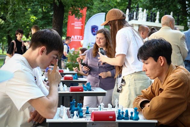 RUSSIA, MOSCOW - JUNE 30, 2026: The Moscow Chess Tournament of Generations takes place as part of Summer in Moscow on Gogolevsky Boulevard. Alyona Bzhakhova TASS  94533658