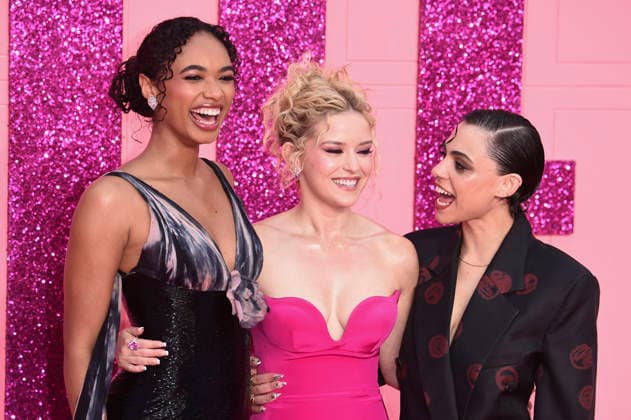 Chandler Kinney, Lexi Minetree und Gabrielle Policano bei der Premiere der Amazon Prime Video Serie Elle im Odeon Luxe Leicester Square. London, 30.06.2026 *** Chandler Kinney, Lexi Minetree, and Gabrielle Policano at the premiere of the Amazon Prime Video series *Elle* at the Odeon Luxe Leicester Square in London, June 30, 2026 Foto:xS.xVasx xFuturexImagex elle_6836
