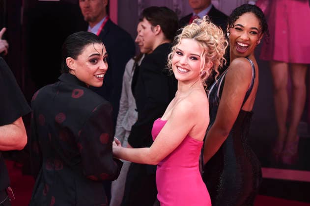 Gabrielle Policano, Lexi Minetree und Chandler Kinney bei der Premiere der Amazon Prime Video Serie Elle im Odeon Luxe Leicester Square. London, 30.06.2026 *** Gabrielle Policano, Lexi Minetree, and Chandler Kinney at the premiere of the Amazon Prime Video series *Elle* at the Odeon Luxe Leicester Square in London, June 30, 2026 Foto:xS.xVasx xFuturexImagex elle_6839