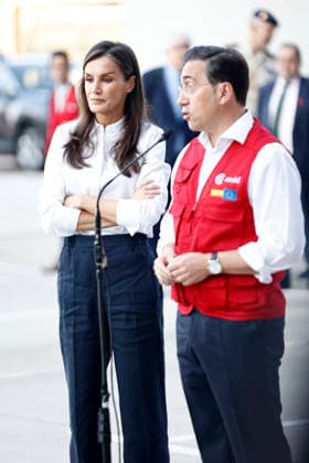 Queen Letizia bids farewell to the AECID emergency medical team traveling to Venezuela to assist those affected by the earthquakes. Queen Letizia and the Minister of Foreign Affairs, José Manuel Albares, bid farewell to the AECID emergency medical team heading to Venezuela to assist those affected by the earthquakes, on July 1, 2026, in Madrid, Spain. QUEEN LETIZIA EARTHQUAKES VENEZUELA MEDICAL TEAM JULY 1, 2026 Antonio Gutié Madrid Madrid, Spain  Copyright: xAntonioxGutiÃ rrezx 7634884