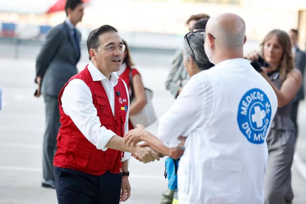 The Queen bids farewell to the AECID emergency medical team heading to Venezuela to assist those affected by the earthquakes. The Minister of Foreign Affairs, José Manuel Albares, bids farewell to the AECID emergency medical team heading to Venezuela to assist earthquake victims, on July 1, 2026, in Madrid, Spain QUEEN LETIZIA EARTHQUAKES VENEZUELA MEDICAL TEAM JULY 1, 2026 Antonio Gutié Madrid Madrid, Spain  Copyright: xAntonioxGutiÃ rrezx 7634891