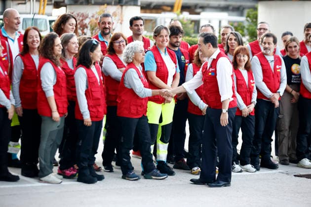 The Queen bids farewell to the AECID emergency medical team heading to Venezuela to assist those affected by the earthquakes. The Minister of Foreign Affairs, José Manuel Albares, bids farewell to the AECID emergency medical team heading to Venezuela to assist earthquake victims, on July 1, 2026, in Madrid, Spain QUEEN LETIZIA EARTHQUAKES VENEZUELA MEDICAL TEAM JULY 1, 2026 Antonio Gutié Madrid Madrid, Spain  Copyright: xAntonioxGutiÃ rrezx 7634887