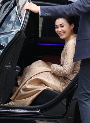 King Maha Vajiralongkorn and Queen Suthida of Thailand visiting the Museum of Decorative Arts in Paris King Maha Vajiralongkorn and Queen Suthida of Thailand visiting the Museum of Decorative Arts in Paris, France on June 30, 2026  Copyright: xDidierxFereyx