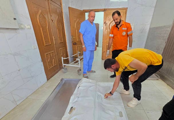 Unidentified remains transferred to Nasser Medical Complex in Khan Younis Ambulance crews transport the remains of an unidentified person to Nasser Medical Complex after they were recovered from the al-Amal neighborhood, north of Khan Younis in the southern Gaza Strip, on July 1, 2026. The remains were retrieved from the area before being transferred to the hospital for further procedures. Photo by Tariq Mohammad APA Images Khan Yunis Gaza Strip Palestinian Territory 010726_Khan_Yunis_TM_00(1) Copyright: xapaimagesxTariqxMohammad xapaimagesx