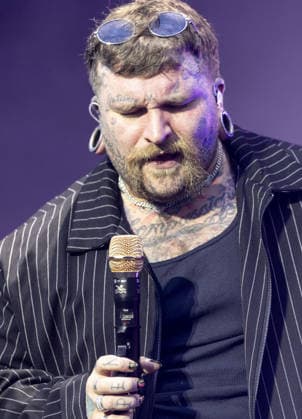 Teddy Swims performs at Blenheim Palace Festival at Blenheim Palace Featuring: Teddy Swims Where: Woodstock, Oxfordshire, United Kingdom When: 30 Jun 2026 Credit: CelebrityPhotosUK Cover Images EDITORIAL USE ONLY. NOT FOR USE BY NEWSPAPERS BASED IN THE UK. Copyright: xx coverimg55821157