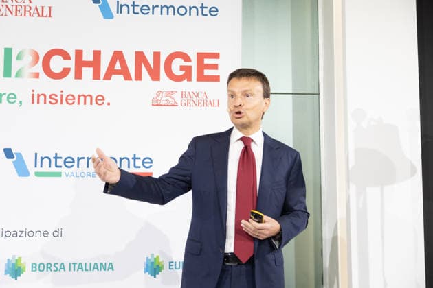 IPA86269280 - Milan, July 1, 2026, Palazzo Mezzanotte, Piazza Affari, PMI2CHANGE ETF Ring the Bell Ceremony, PMI2Change Press Conference, with Banca Generali CEO Gian Maria Mossa  Copyright: xFrancescoxEnriquezx xFrancescoxEnriquezx 86269280