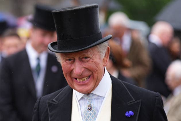 . 30 06 2026. Edinburgh, United Kingdom. King Charles III and Queen Camilla at a Garden Party in the gardens of the Palace of Holyroodhouse in Edinburgh, Scotland, United Kingdom.  xPoolx xi-Imagesx IIM-26875-0012