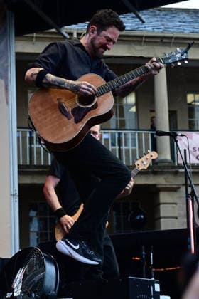 Frank Turner & The Sleeping Souls performing in Halifax Frank Turner & The Sleeping Souls performing at The Piece Hall in Halifax Featuring: Frank Turner Where: Halifax, United Kingdom When: 30 Jun 2026 Credit: Graham Finney WENN Halifax United Kingdom Copyright: xWENNx wenn41483903 x wenn41483903
