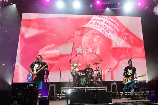Bowling For Soup performing in Halifax Bowling For Soup performing at The Piece Hall in Halifax Featuring: Jaret Reddick, Gary Wiseman, Rob Felicetti Where: Halifax, United Kingdom When: 30 Jun 2026 Credit: Graham Finney WENN Halifax United Kingdom Copyright: xWENNx wenn41483971 x wenn41483971