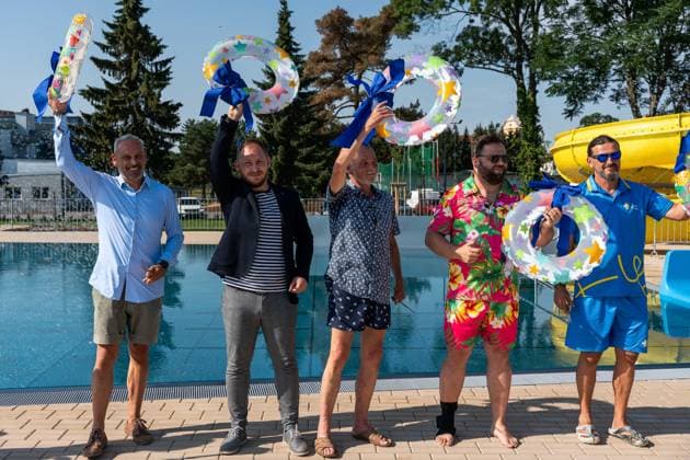 July 1, 2026, Breclav, South Moravia, Czech Republic: (L-R) A representative of the construction contractor, South Moravian Deputy Governor Marek Sovka, Breclav Deputy Mayor Jakub Matuska, Breclav Mayor Svatopluk Pecek and David Bartal, a representative of Tereza Breclav, cut the ceremonial ribbon during the reopening of the municipal outdoor swimming pool following its reconstruction in Breclav, Czech Republic, on July 1, 2026. The outdoor facility reopened after approximately 18 months of construction as part of a CZK 530 million redevelopment project that also includes a new indoor swimming pool scheduled for completion in early 2027. Breclav Czech Republic - ZUMAc315 20260701_zsp_c315_027 Copyright: xMichaelxCabalx