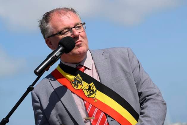 Bel Mer Mussels Presentation NIEUWPOORT, BELGIUM - JULY 01: Kris Vandecasteele, burgemeester van Nieuwpoort pictured during the press presentation of the Bel Mer mussels from Colruyt s marine farm on July 01, 2026 in Nieuwpoort, Belgium, 01 07 2026 Nieuwpoort Belgium  Copyright: xPhilipxReynaersx