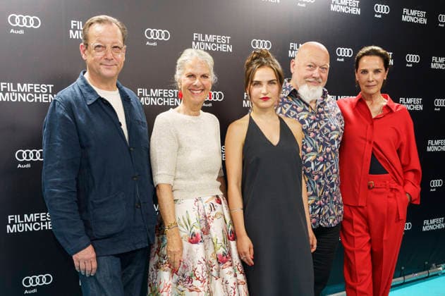 Matthias Brandt, Doris Zander, Clara Vogt, Rainer Kaufmann und Desiree Nosbusch bei der Premiere des ARD-Film Eine Nacht in Bangkok auf dem 43. Filmfest München 2026 im Gloria Galast. München, 30.06.2026 *** Matthias Brandt, Doris Zander, Clara Vogt, Rainer Kaufmann, and Desiree Nosbusch at the premiere of the ARD film *A Night in Bangkok* at the 43rd Munich Film Festival 2026 at the Gloria Galast in Munich, June 30, 2026 Foto:xN.xKolinzx xFuturexImagex bangkok_6609