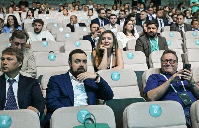 Russia New People Party Congress 9198262 01.07.2026 Participants wait before the 6th congress of the New People Party ahead of the State Duma elections at the TAU concert hall in Moscow, Russia. Kristina Solovyova Sputnik Moscow Russia  Copyright: xKristinaxSolovyovax