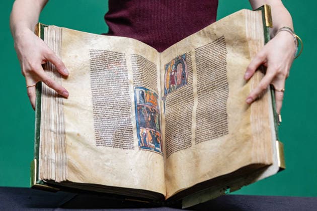 The Clermont-Tonnerre Grail Illuminated Manuscript at Christie s, London, UK, 1 July 2026 A medieval miniature depicting Merlin s conception by a devil with an innocent human woman, from the Clermont-Tonnerre Grail, a 700-year-old illuminated manuscript estimated at Â£1,500,000-2,000,000, on display at Christie s, London, UK, on 1 July 2026. Created circa 1290-1310, the manuscript recounts the legends of King Arthur, Merlin and the Holy Grail and is the earliest of only three comparable works remaining in private hands. In the legend, the demon s plot to create an anti-Christ is thwarted when the holy man Blaise baptises the child, Merlin, whose demonic gifts of knowledge are instead turned to good in the service of King Arthur., Credit:Pet  Copyright: xPetexSpellerx xAvalonx 1113727590