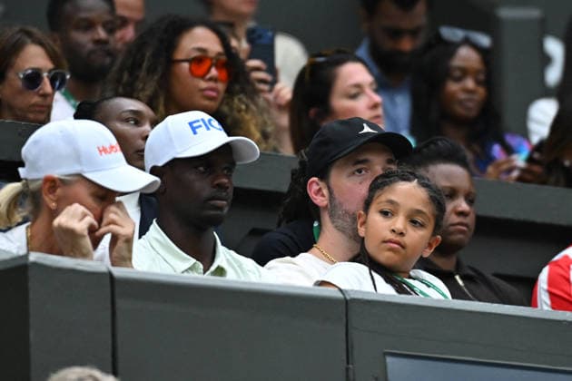2026 Wimbledon - Serena Williams Family Alexis Ohanian, partner of Serena Williams of United States, holds daughter Adira River Ohanian during Serena Williams first round match at the 2025 Wimbledon Tennis Championships at the AELTC in London, GREAT BRITAIN, on JuNE 30, 2026. Photo by Corinne Dubreuil ABACAPRESS.COM London United Kingdom  Copyright: xDubreuilxCorinne ABACAx