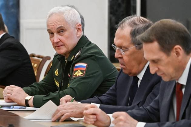 Russia Putin Security Council 9198388 01.07.2026 Russian Defence Minister Andrei Belousov, Foreign Minister Sergey Lavrov, and Foreign Intelligence Service Director Sergei Naryshkin wait before a meeting of President Vladimir Putin with members of the Security Council at the Kremlin in Moscow, Russia. Pavel Byrkin Sputnik Moscow Russia  Copyright: xPavelxByrkinx