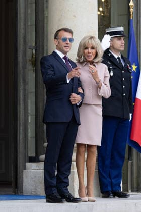 Grand Duke Guillaume and Grand Duchess Stephanie of Luxembourg received at Elysee French President Emmanuel Macron with sunglasses and his wife Brigitte Macron waiting arrival of Grand Duke Guillaume of Luxembourg and Grand Duchess Stephanie of Luxembourg before a meeting at Elysee Palace, Paris France on July 1 2026. Photo by Raphael Lafargue ABACAPRESS.COM Paris France  Copyright: xLafarguexRaphael ABACAx