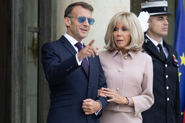 Grand Duke Guillaume and Grand Duchess Stephanie of Luxembourg received at Elysee French President Emmanuel Macron with sunglasses and his wife Brigitte Macron waiting arrival of Grand Duke Guillaume of Luxembourg and Grand Duchess Stephanie of Luxembourg before a meeting at Elysee Palace, Paris France on July 1 2026. Photo by Raphael Lafargue ABACAPRESS.COM Paris France  Copyright: xLafarguexRaphael ABACAx
