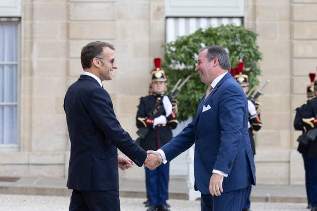 Grand Duke Guillaume and Grand Duchess Stephanie of Luxembourg received at Elysee French President Emmanuel Macron with sunglasses received Grand Duke Guillaume of Luxembourg as arriving before a meeting at Elysee Palace, Paris France on July 1 2026. Photo by Raphael Lafargue ABACAPRESS.COM Paris France  Copyright: xLafarguexRaphael ABACAx