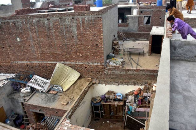 (260701) -- LAHORE, July 1, 2026 -- This photo taken on July 1, 2026 shows a view of the roof of a private tuition center collapsed in Lahore, Pakistan. At least 14 children were killed and several others injured after the roof of a private tuition center collapsed in Pakistan s eastern city of Lahore on Tuesday, rescue officials told Xinhua. (Photo by Xinhua) PAKISTAN-LAHORE-TUITION CENTER-ROOF COLLAPSE-AFTERMATH Sajjad 