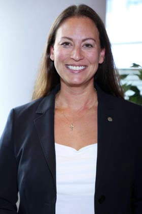 ABB EUROMINDS- Caroline Bosbach CDU Politikerin zu Gast beim Euro Minds Zukunfts Summit 2 Tag im Radisson Blu Hotel Hamburg am 01.07.2026 Hamburg Deutschland *** ABB EUROMINDS: Caroline Bosbach, CDU politician, guest at the Euro Minds Future Summit Day 2 at the Radisson Blu Hotel Hamburg on July 1, 2026, Hamburg, Germany