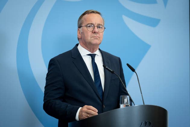 PK, Bundesministerium der Verteidigung Berlin, Bundesministerium der Verteidigung, Bundesverteidigungsminister, Boris Pistorius Berlin Berlin GER *** PK, Federal Ministry of Defense, Berlin; Federal Ministry of Defense; Federal Minister of Defense; Boris Pistorius, Berlin, Berlin, GER